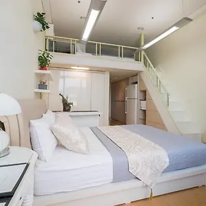 Apartment Family Loft-a, Seoul