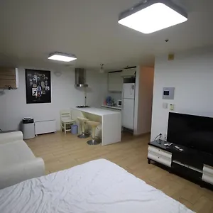 Apartment Weve House, Seoul